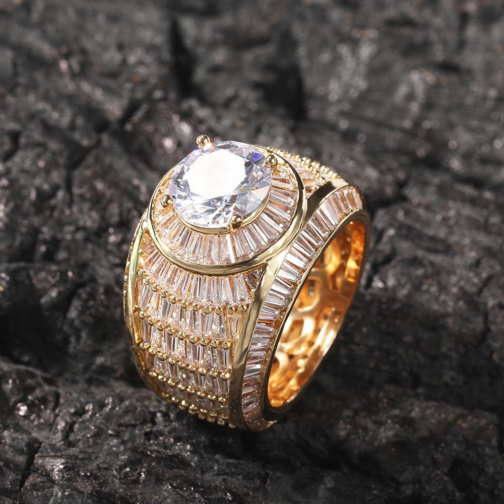 Baguette and Round Diamond Ring in Gold - Helloice Jewelry
