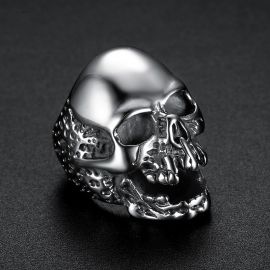 Skull Titanium Steel Ring in White Gold