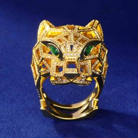 Iced Hollow-out Leopard Ring in Gold