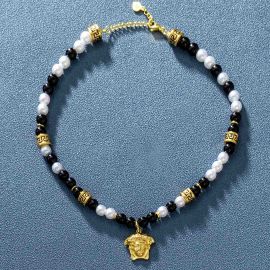 Banshee Black Pearl Necklace in Gold