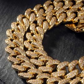 Iced 13mm Miami Cuban Link Chain Set in Gold