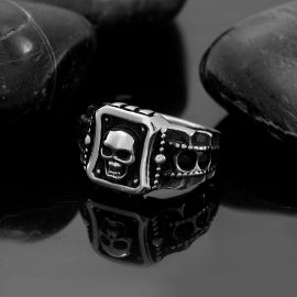 Skull Black Stone Stainless Steel Ring