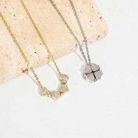 Micro Pave Magnetic Four-Heart Clover Deformed Necklace