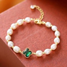 Crystal Four-leaf Clover Pearl Bracelet