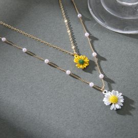 Daisy Pearl Beaded Chain Layered Necklace