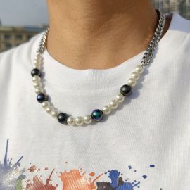 Peacock Black Cuban Pearl Necklace
