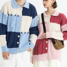 Paneled Contrast Plaid Pullover Crewneck Sweater
