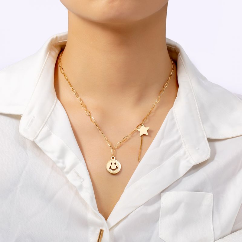 Helloice Women's Smile Face and Star Necklace