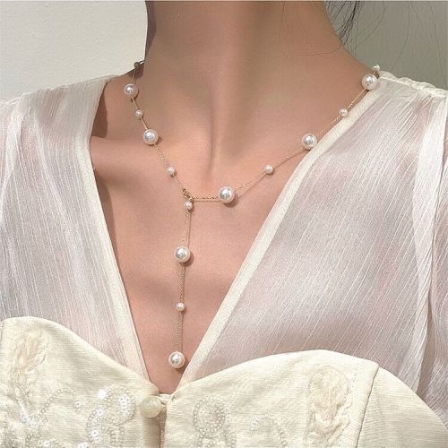 Baroque Style Pearl Necklace in 18K Gold